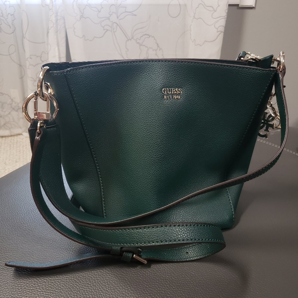 Guess Cross body bag